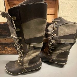 Sorel Women's Lace-up Boots Size 8